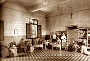 1928. Pazienti nei laboratori dell'Ospedale di Brusegana occupate nella filatura della lana e canapa (Laura Calore)